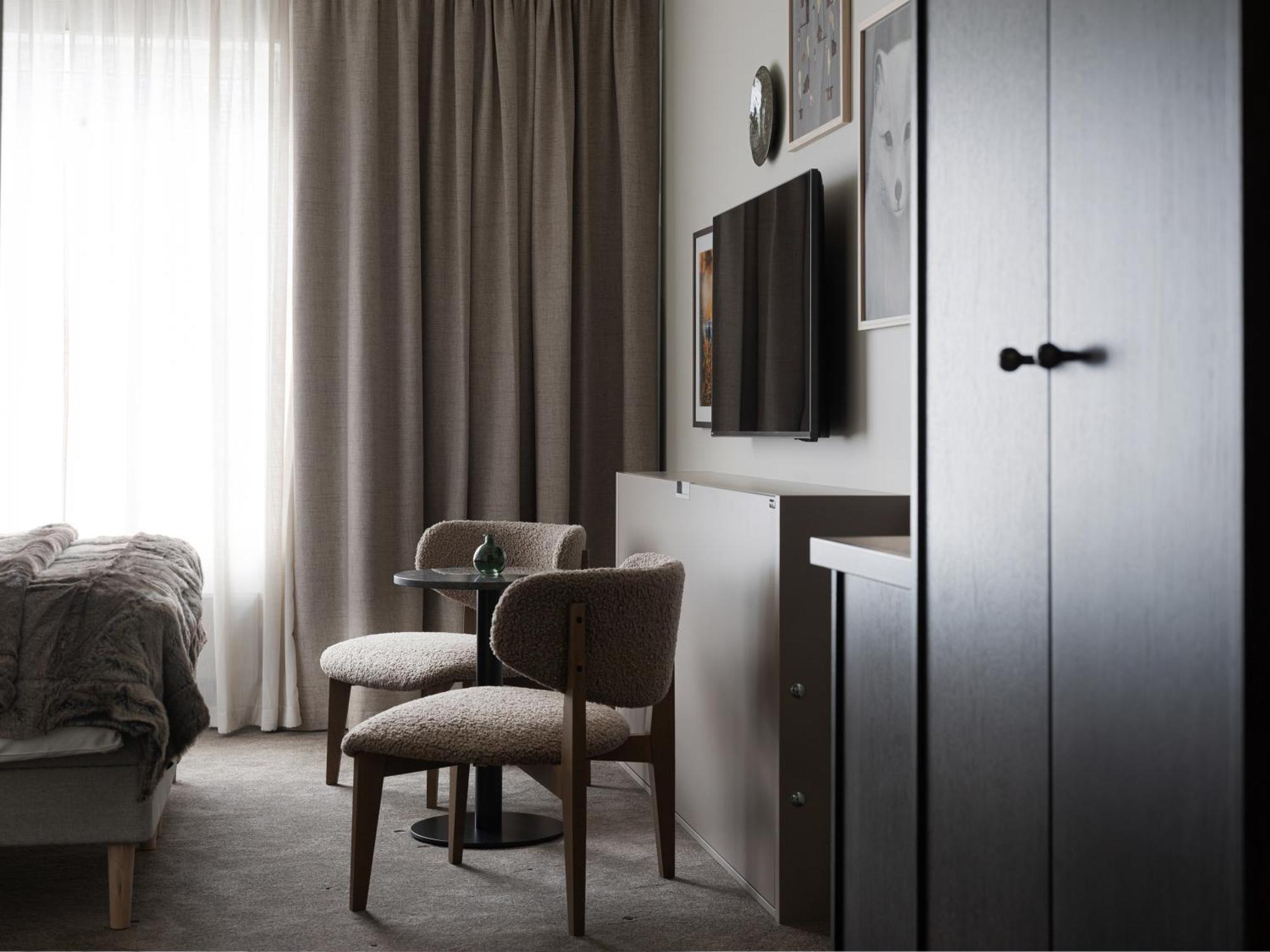 Elite Hotel Frost - Hotel & Spa كيرونا المظهر الخارجي الصورة
